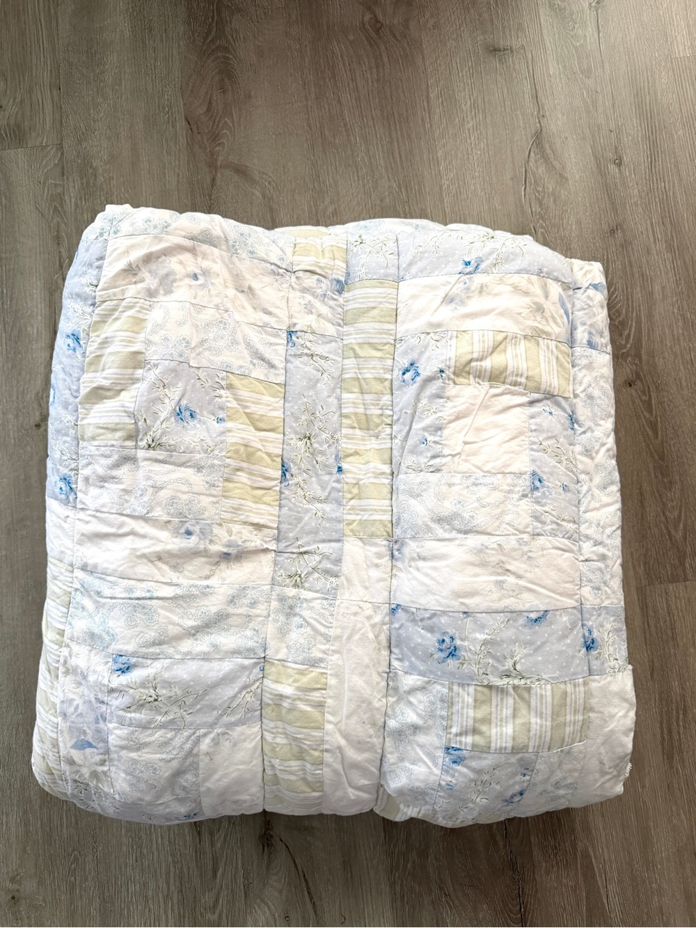 Simply Shabby Chic British Rose RUFFLED Patchwork Quilted FULL/QUEEN Quilt